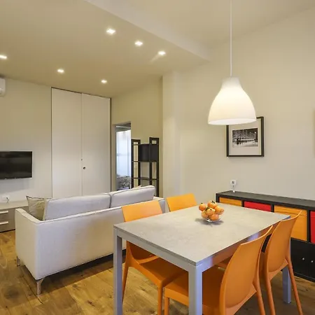 Apartment Dalla Giulia - A/c, Wi-fi, Private Parking - Sweet Dreams In *