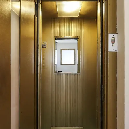 Dalla Giulia - A/c, Wi-fi, Private Parking - Sweet Dreams In Apartment Florenz